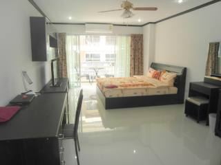 Studio with kitchen in low rise..