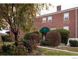 3 bedroom Co-op For Sale: Pelham, New..
