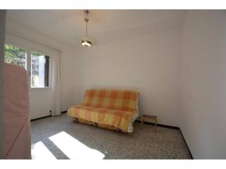 Quiet two bedroom in Cessole
