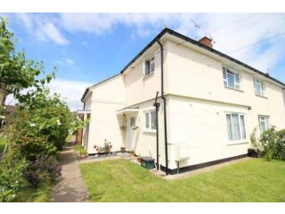 1 bedroom, Ground Floor Flat house for..