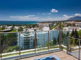 Brand New Luxury Apartments with Sea..