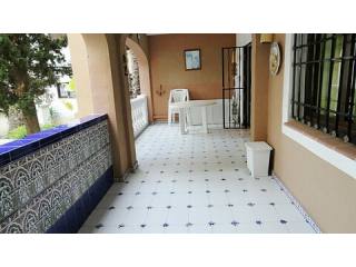 * FANTASTIC 2 BEDROOM APARTMENT CLOSE..