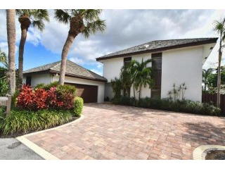 6816 Woodbridge Dr, Boca Raton, FL -..
