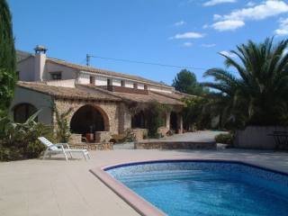 Finca for sale in Jalon