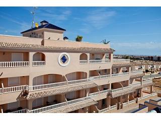 * LUXURIOUS 2 & 3 BED APARTMENTS ON SPA..