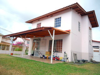 House for rent in Las cumbres..