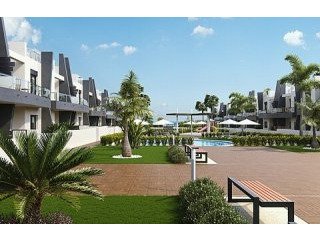 3 BED BEACH APARTMENTS WITH PRIVATE..