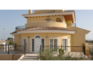 Villa Lucia Rustic Ref: YHISVLR