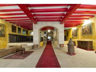 4 bedroom Cottage For Sale: LLEIDA..