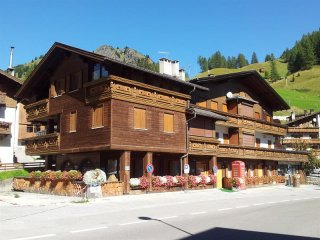 20 bedroom Property For Sale: Arabba..