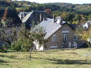 Lovely Village House, Great Location