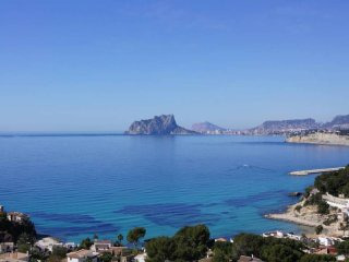 Magnificent sea views plot in El Portet