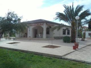 4 Bedrooms - Villa - Alicante - For Sale