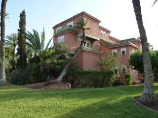 Duplex 3 Bed- 2 lounges - 2.5 Bath -..
