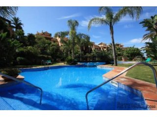 El Campanario Garden Apartment Well presented two bedroom..