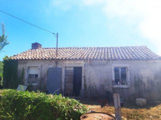 Kuća s potencijalom za kompletnu renovaciju