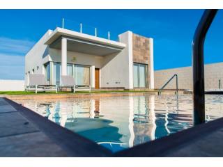 MODERN DESIGNED VILLAS