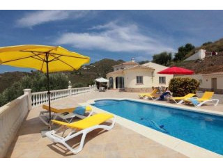 Villa for Sale in Arenas 339.000 €