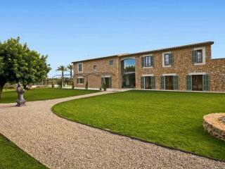 Magnificent country estate in a..