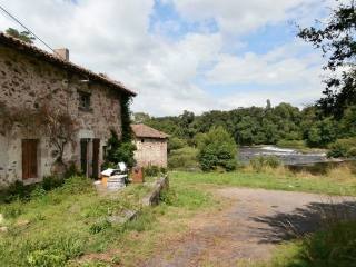 EC0379me Stone house, idyllic riverside..