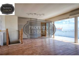 Spacious T3 Duplex Apartment with..