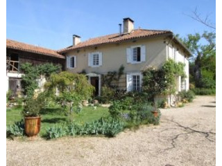 Pretty hamlet maison de maitre, summer..