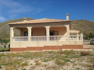 Villa for sale in Hondon de los Frailes..