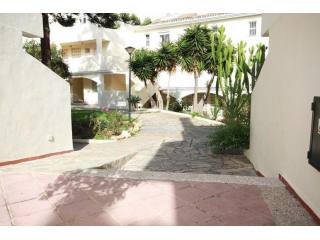 Apartment - Duplex ubicado en la parte..