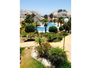 Apartment - Gorgeous 2 bedrooms..