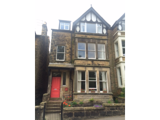 Harlow Moor, Harrogate Hg2 0jx