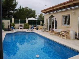3 Bedrooms - Villa - Alicante - For Sale