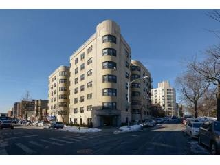 2 bedroom Co-op For Sale: Bronx, New..
