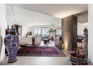 2 bedroom Flat For Sale: 10 Edgewater..