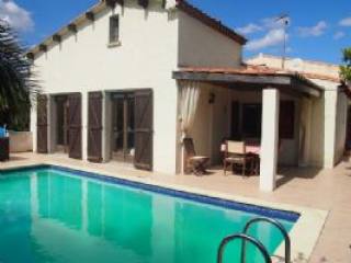Spacious Villa with Pool