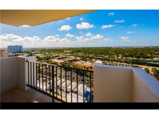 2 bedroom Flat For Sale: 2780 NE 183rd..