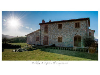 3 Bedroom Apartment for sale in Lajatico