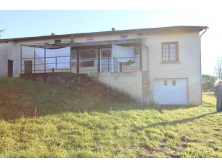 House in Quiet Sector on 1/4 Acre Plot
