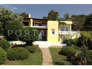 Charming villa in San Carlos with sea..