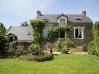 Splendid country house in 1 hectare of..