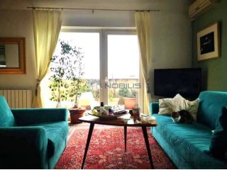Zagreb (Bijenik), 2 etažni, 4-sob stan 122 m2