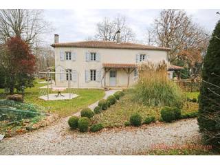 Charras (Charente) - Maison de Maitre..