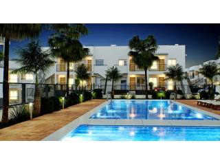 New bungalows in Torrevieja with great..