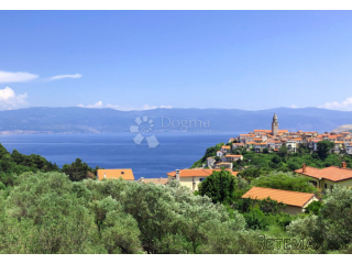 VRBNIK - PANORAMSKI POGLED 200 m OD MORA