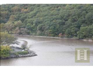 1 bedroom Apartment For Sale: 2400..