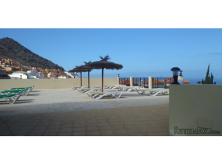 Apartamento en Roque del Conde. Consta de sala de estar..