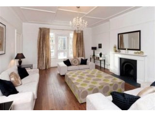 20A Belsize Square