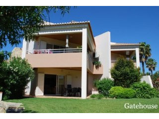 2 Beds Apartment For Sale In Carvoeiro..