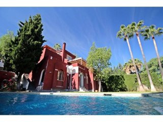 4 bedroom detached villa for sale