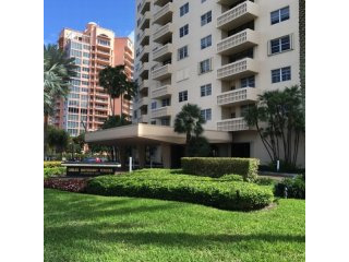 3 bedroom Flat For Sale: 90 Edgewater..
