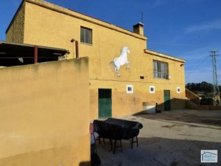 Country Properties for sale in Coin..